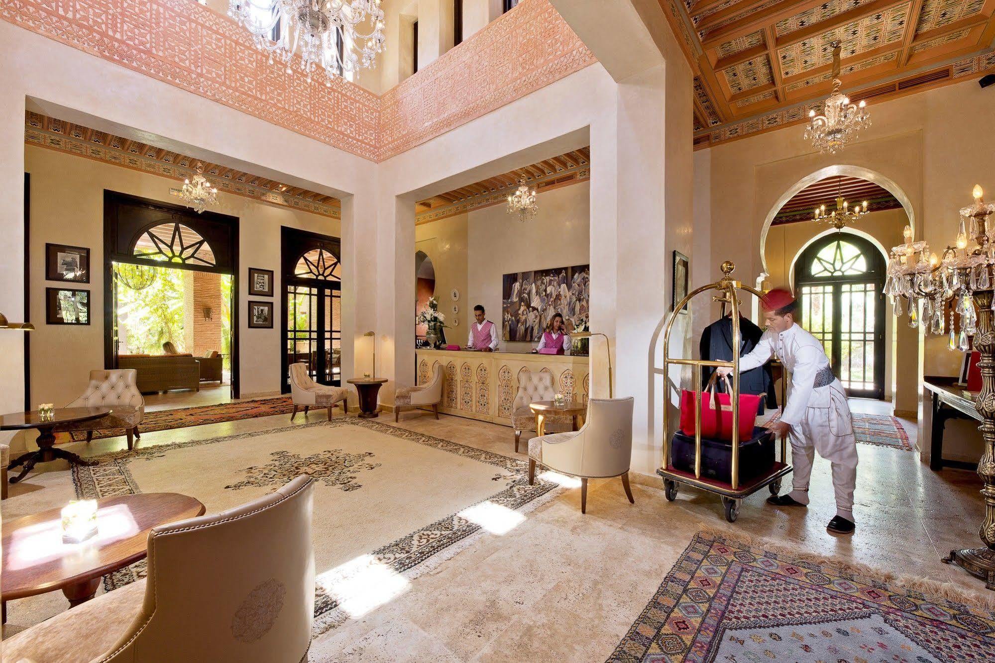 Tigmiza Boutique Hotel & Spa Ouled Jelal Bagian luar foto The lobby of the hotel