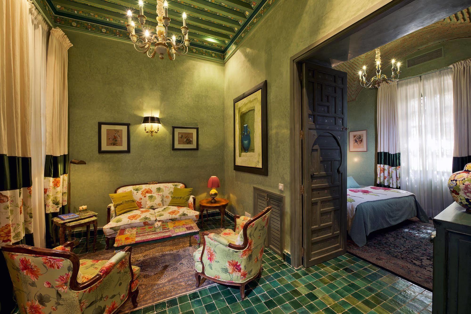 Tigmiza Boutique Hotel & Spa Ouled Jelal Bagian luar foto Suite