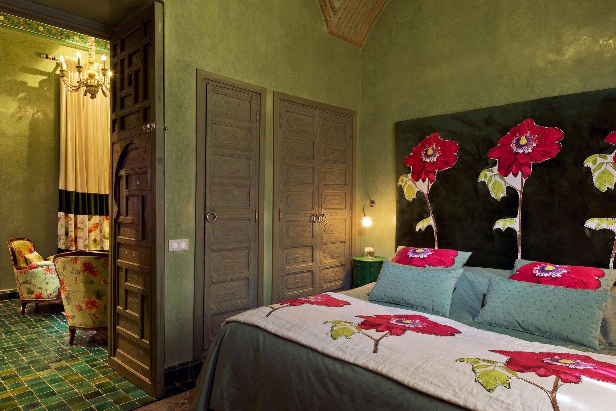 Tigmiza Boutique Hotel & Spa Ouled Jelal Bagian luar foto A bedroom in the hotel